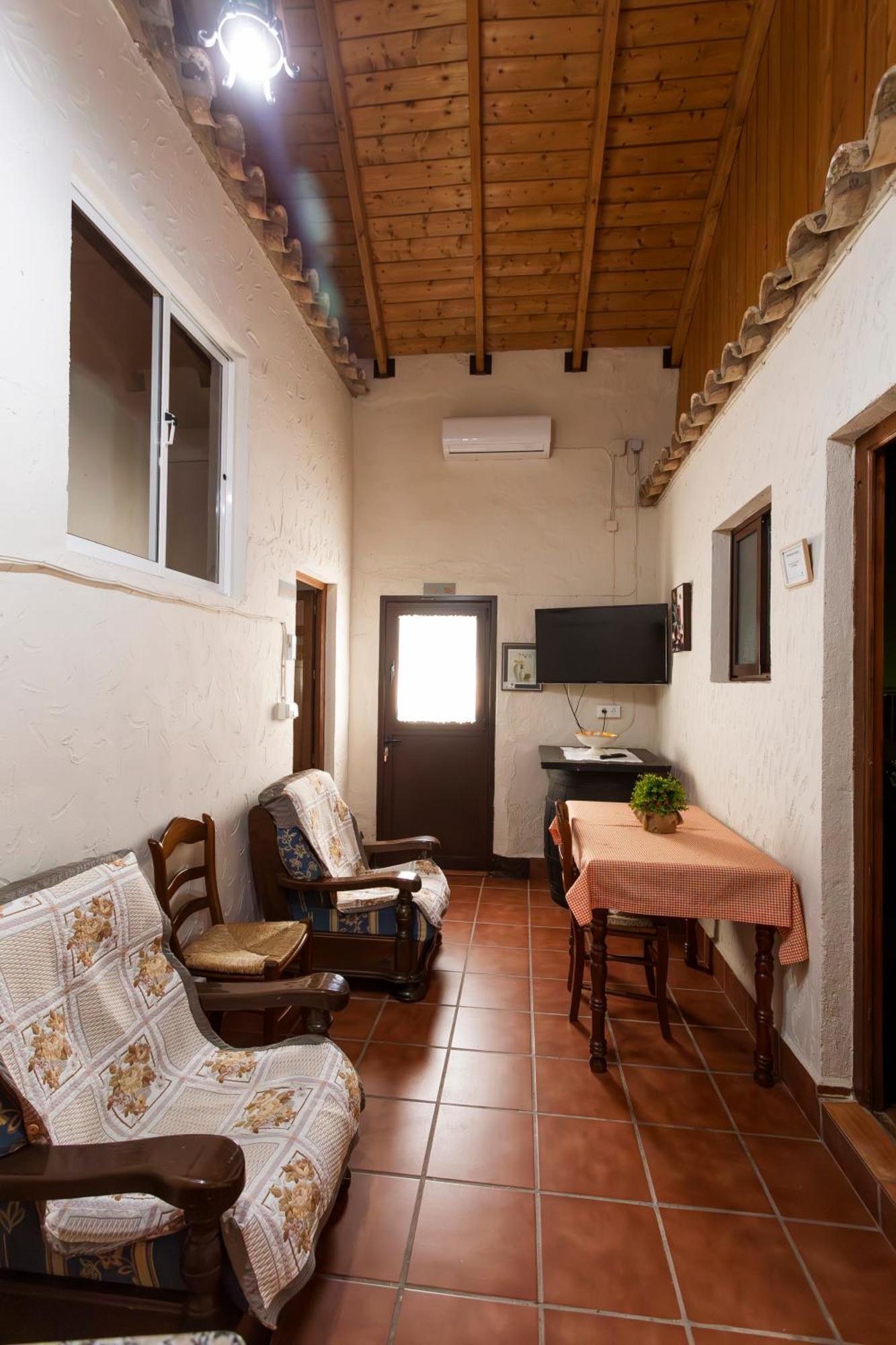 Molino De Lucero, Apartment Teba